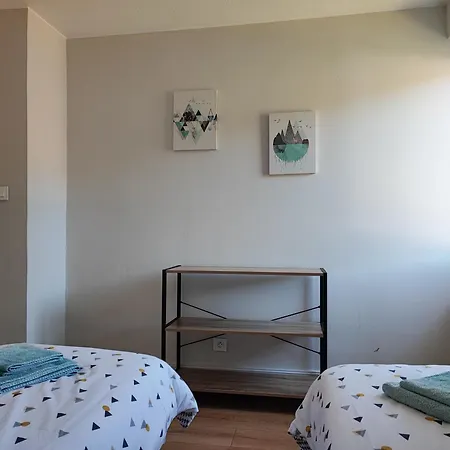 Le Spitzacker Familial Au Calme Nyaraló